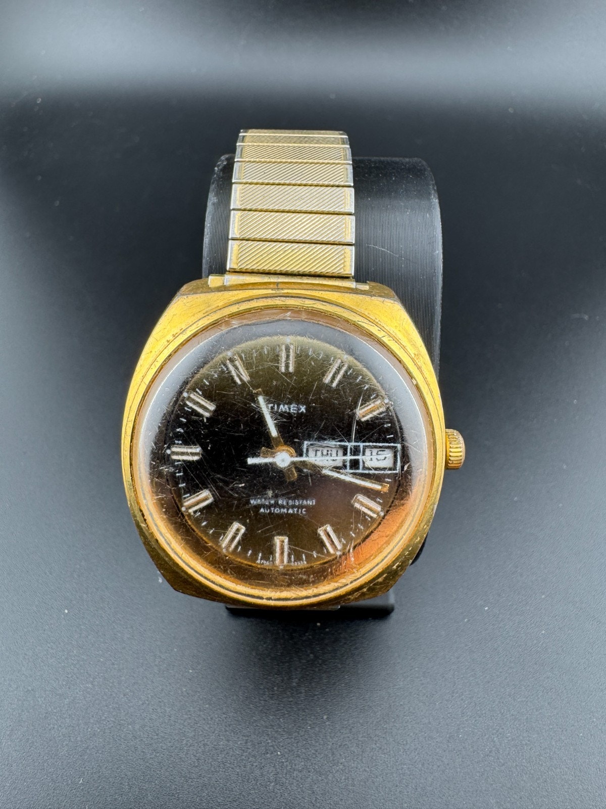 Vintage Timex Viscount Mens Watch 37mm Brown Dial Gold Tone Day Date Automatic